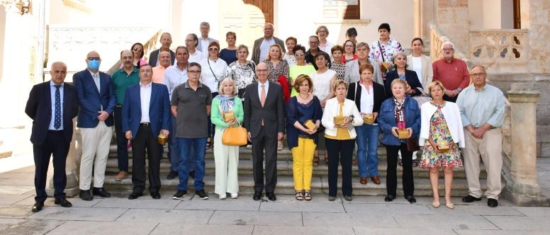 Homenaje de la Diputación a sus trabajadores jubilados en 2021