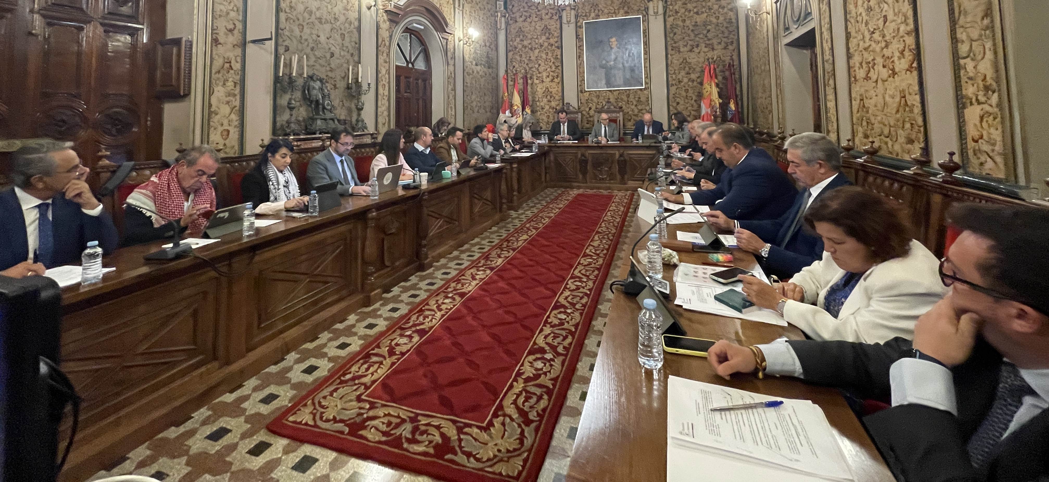 La Diputación aprueba en pleno una modificación de crédito de 31 ME para unos Planes Provinciales históricos